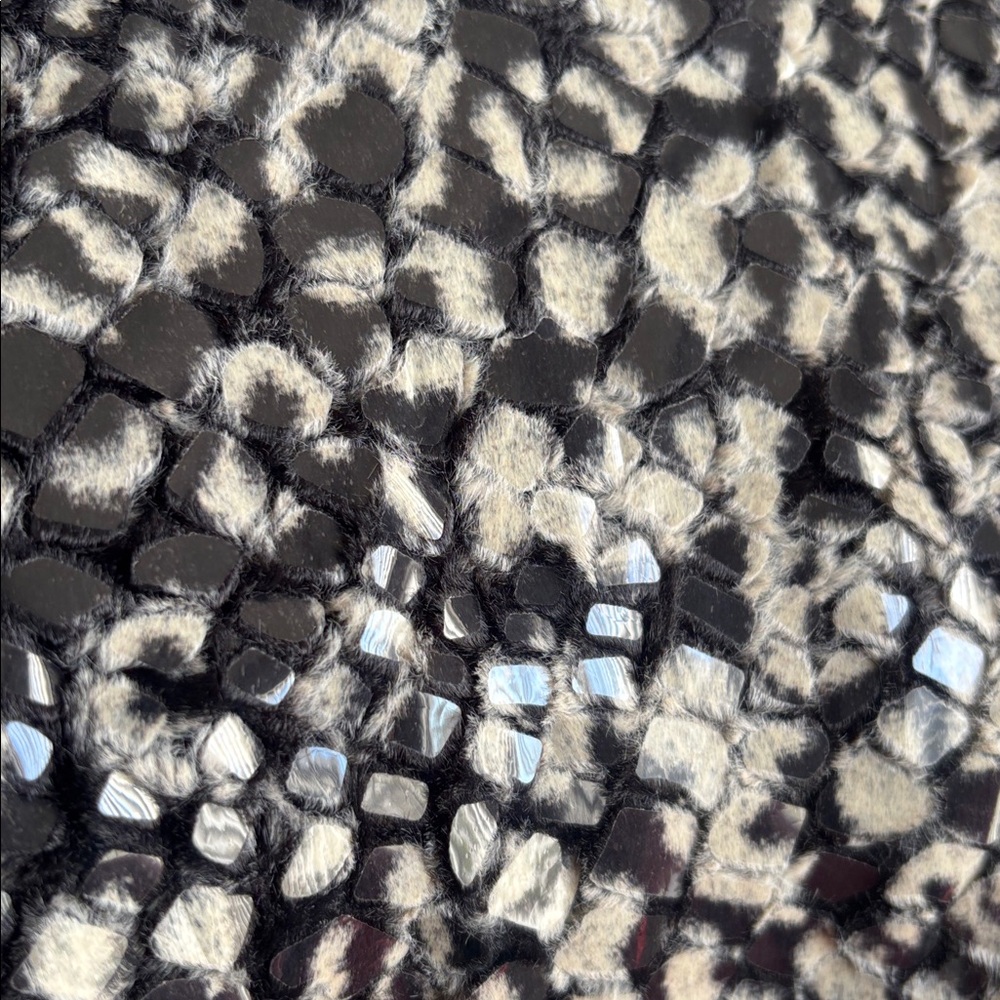 Print Sweater - Picture 5 of 9